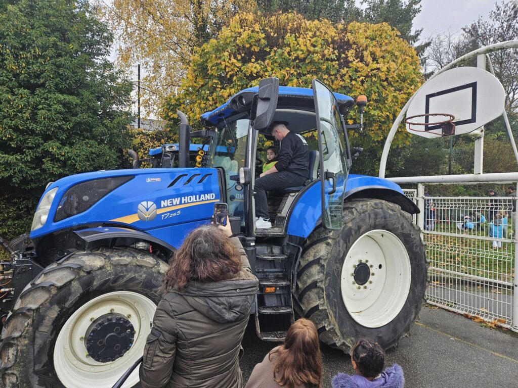 tracteur-mfr-fougères-petis-agris-projets